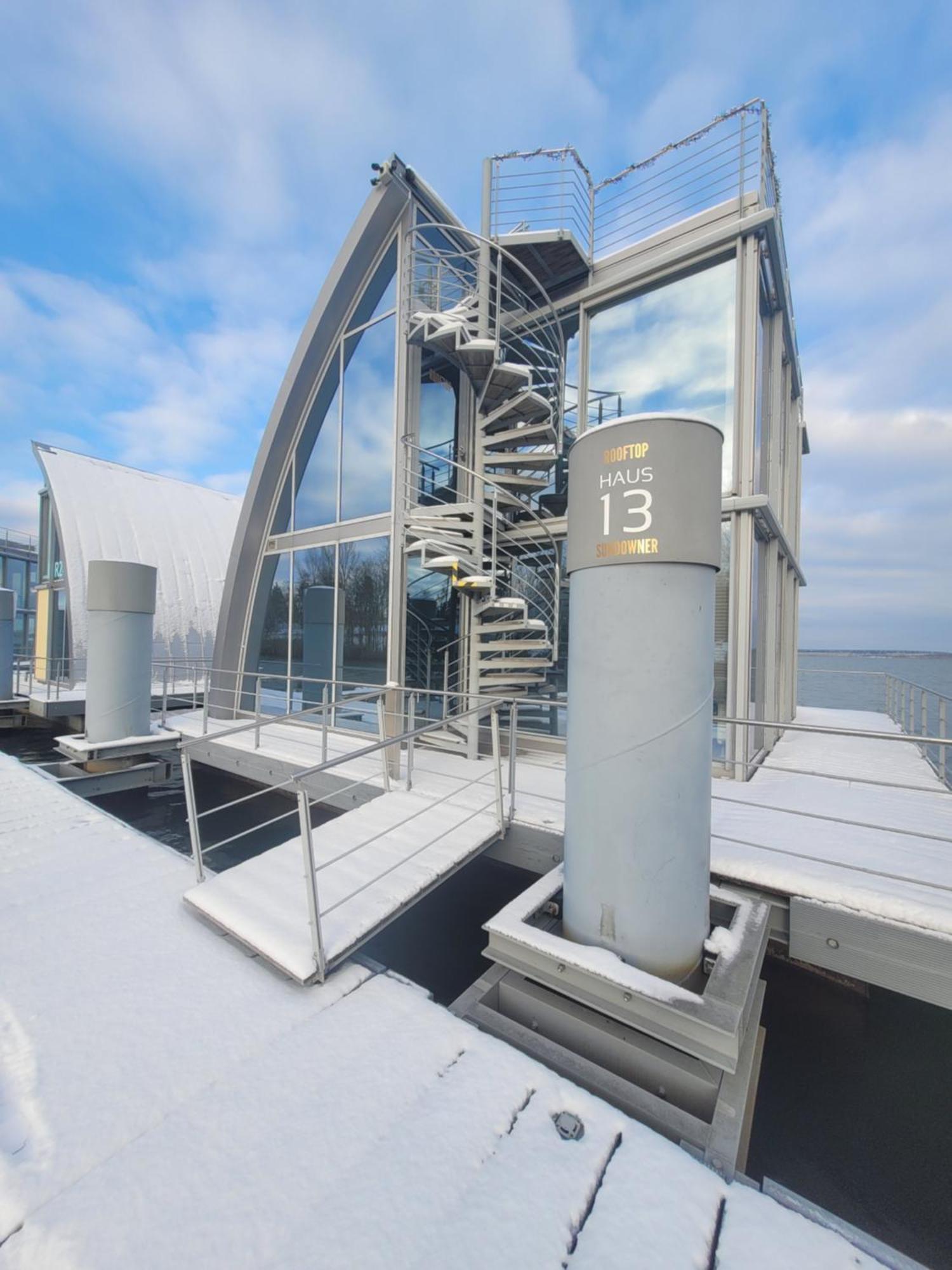 Schwimmende Rooftop