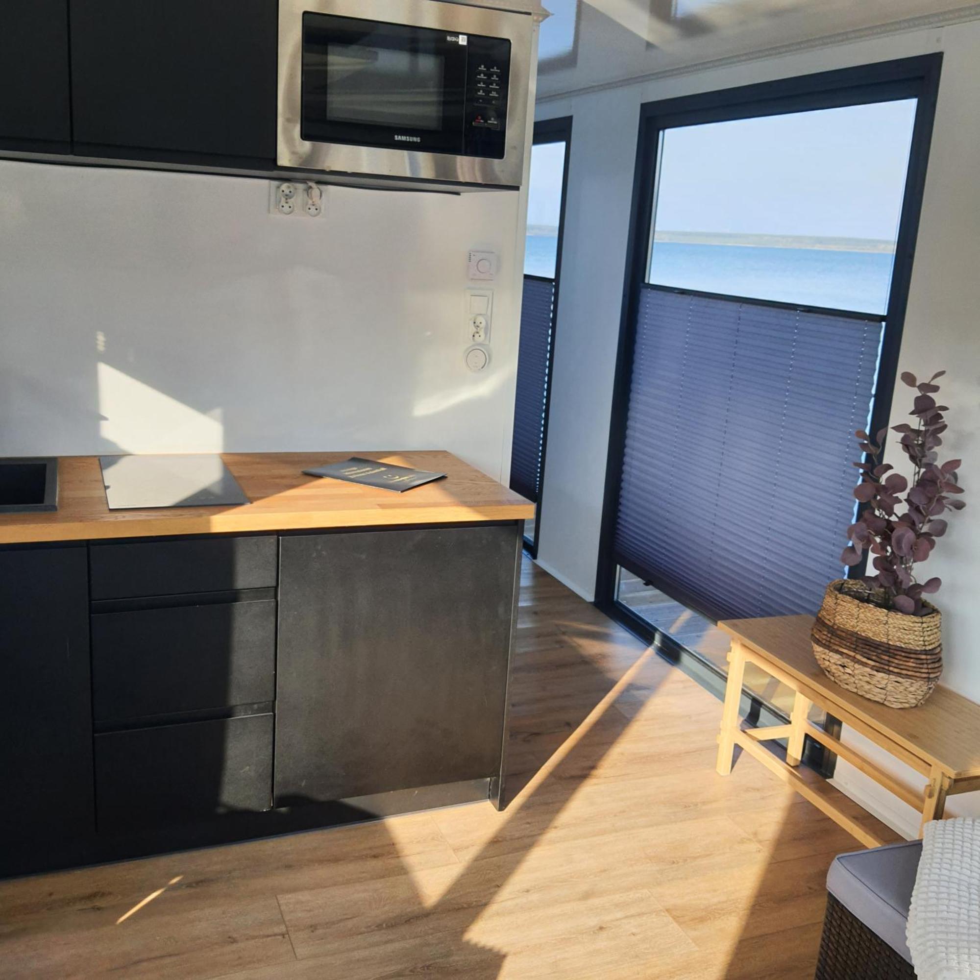 Schwimmende Rooftop Apartment *